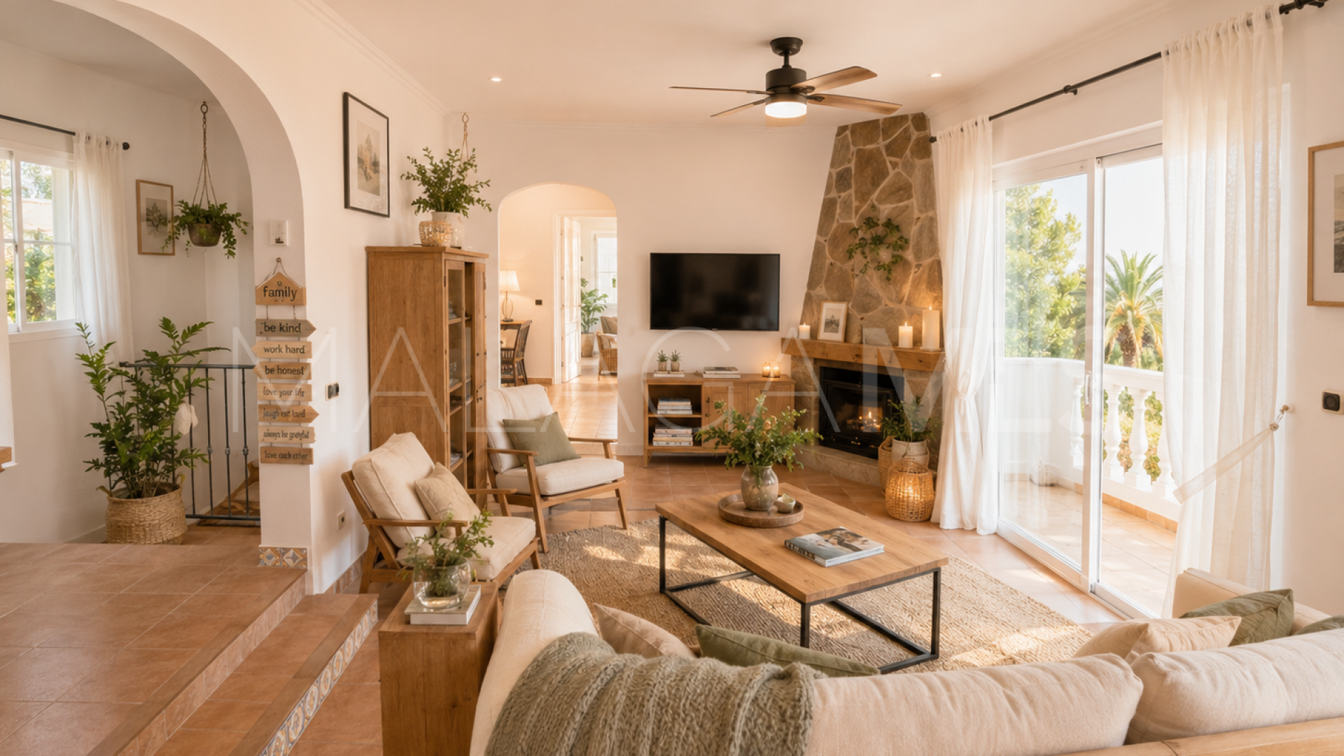 Buy Mijas Costa villa with 5 bedrooms