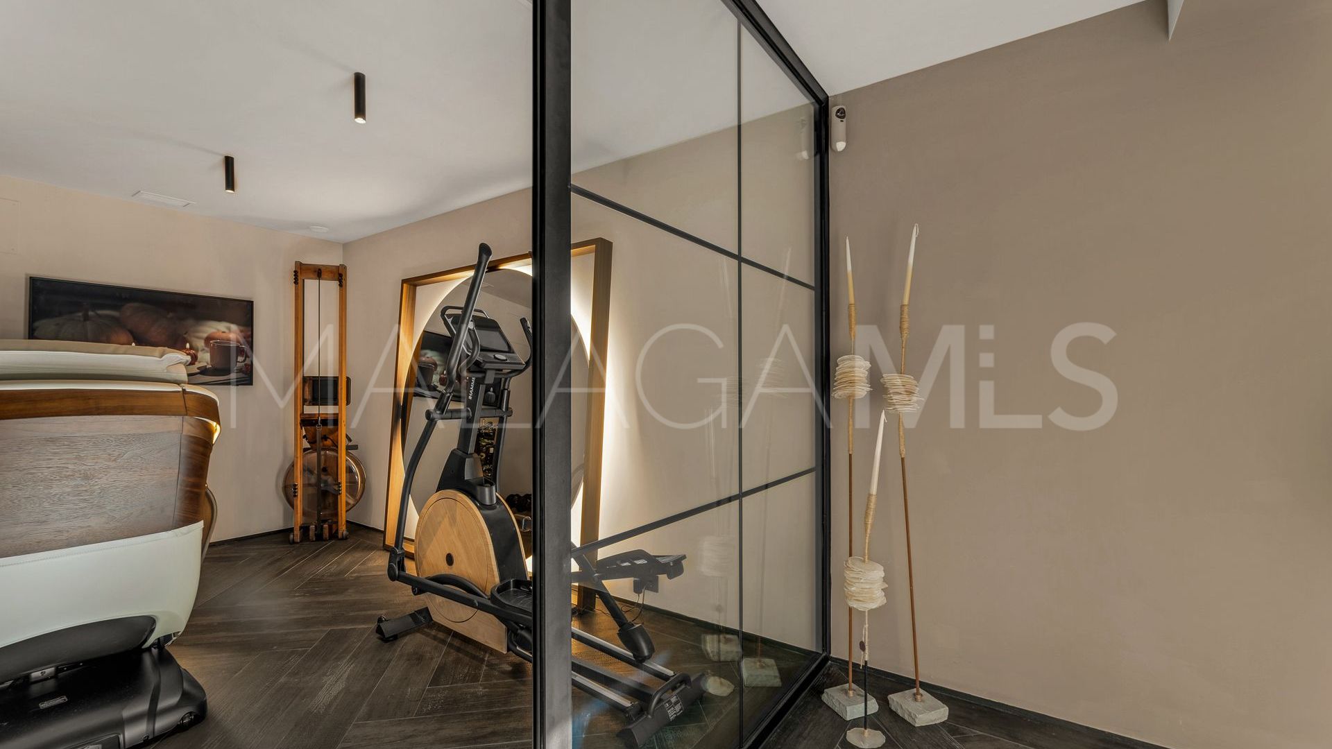 For sale house in San Pedro de Alcantara with 4 bedrooms