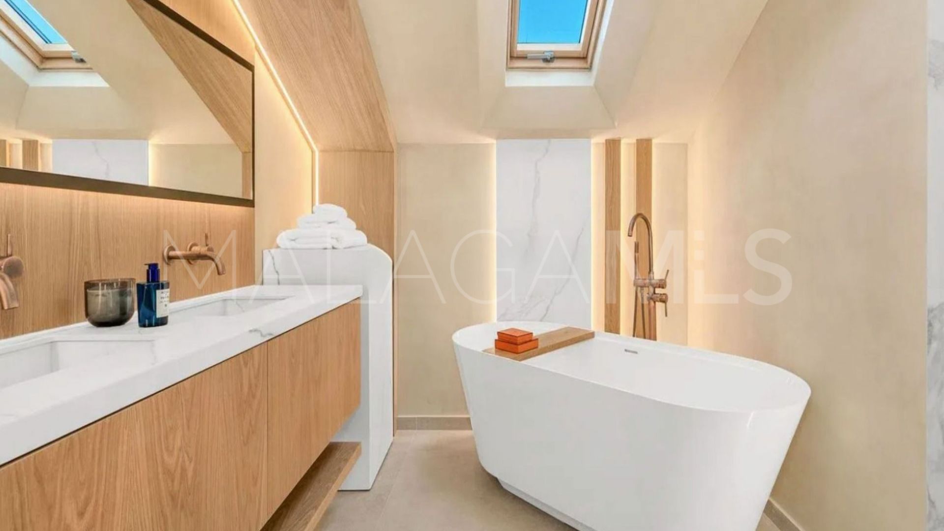 Maison de ville for sale in Las Lomas de Marbella