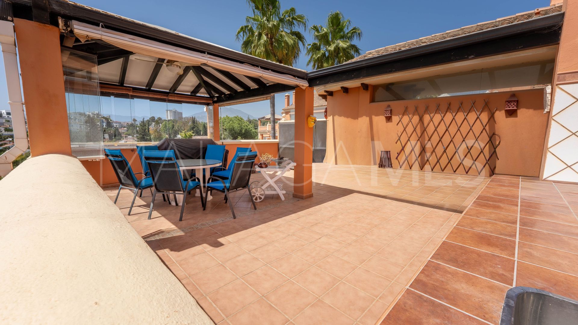 Tvåvånings takvåning for sale in Marbella - Puerto Banus