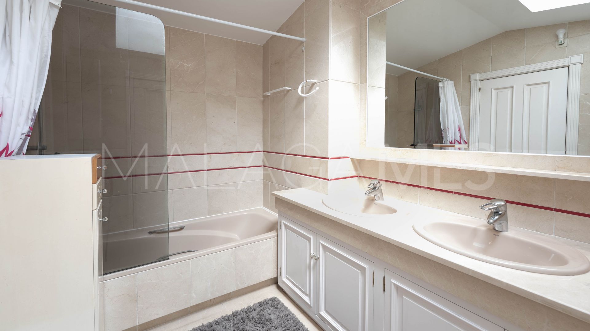 Tvåvånings takvåning for sale in Marbella - Puerto Banus