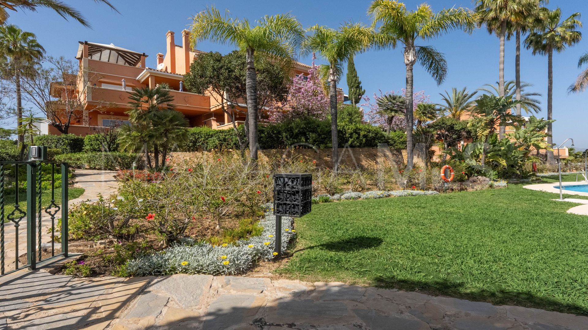 Tvåvånings takvåning for sale in Marbella - Puerto Banus