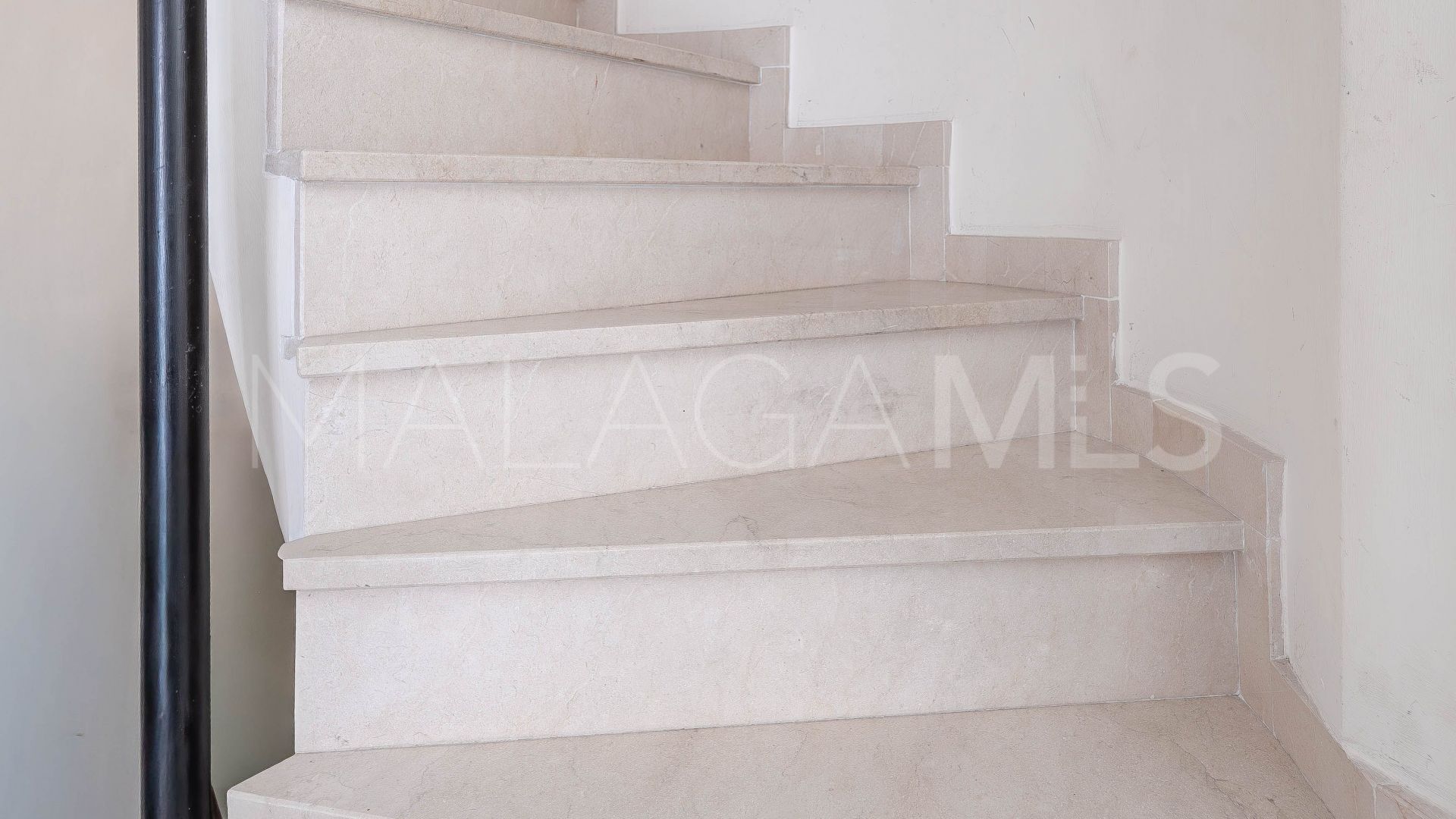 Tvåvånings takvåning for sale in Marbella - Puerto Banus