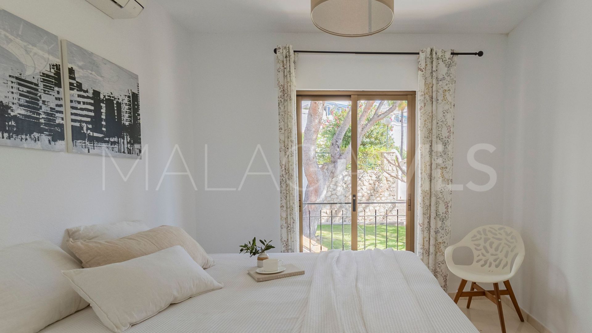 Ground floor duplex for sale in Benalmadena Costa