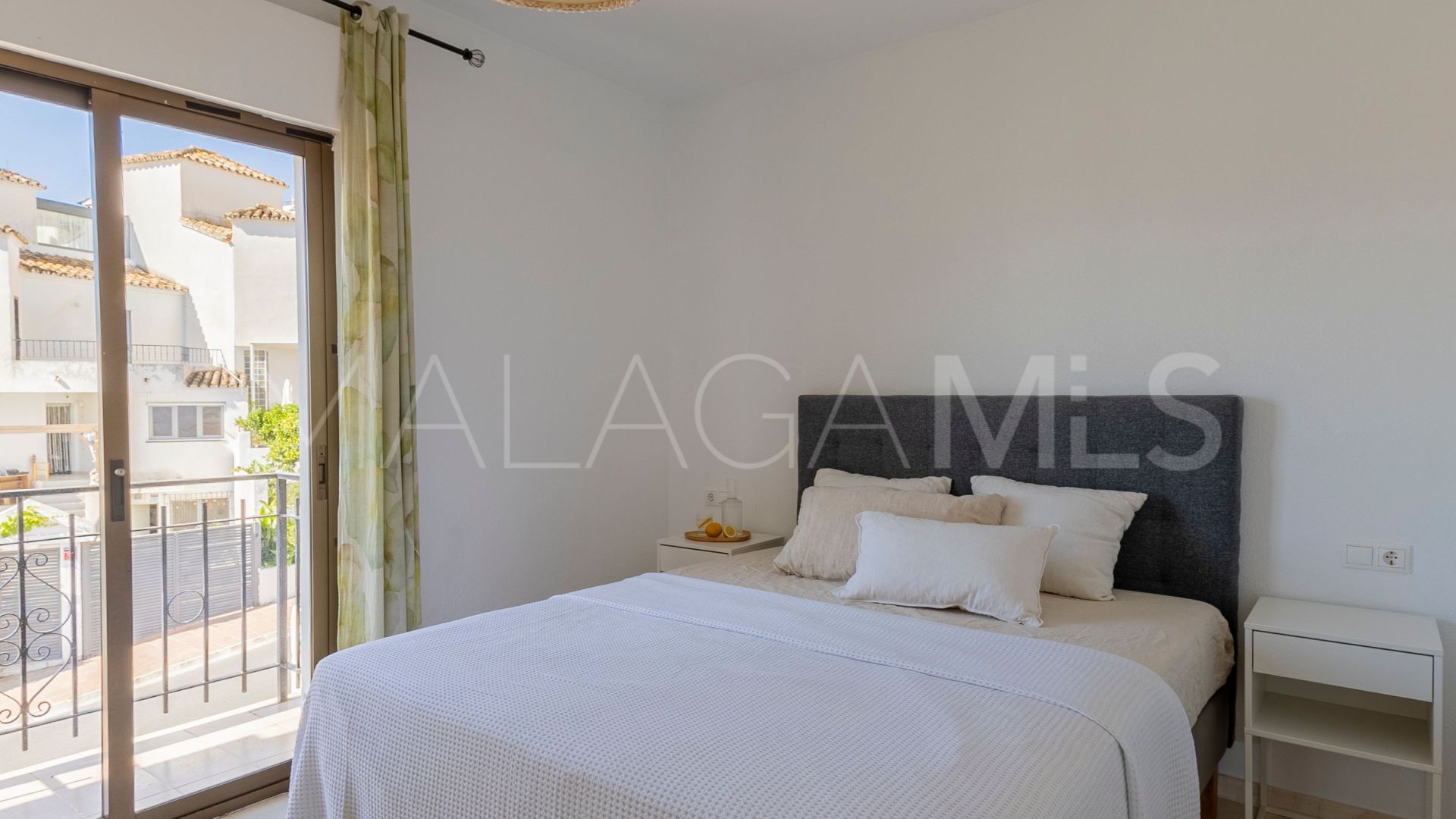Ground floor duplex for sale in Benalmadena Costa