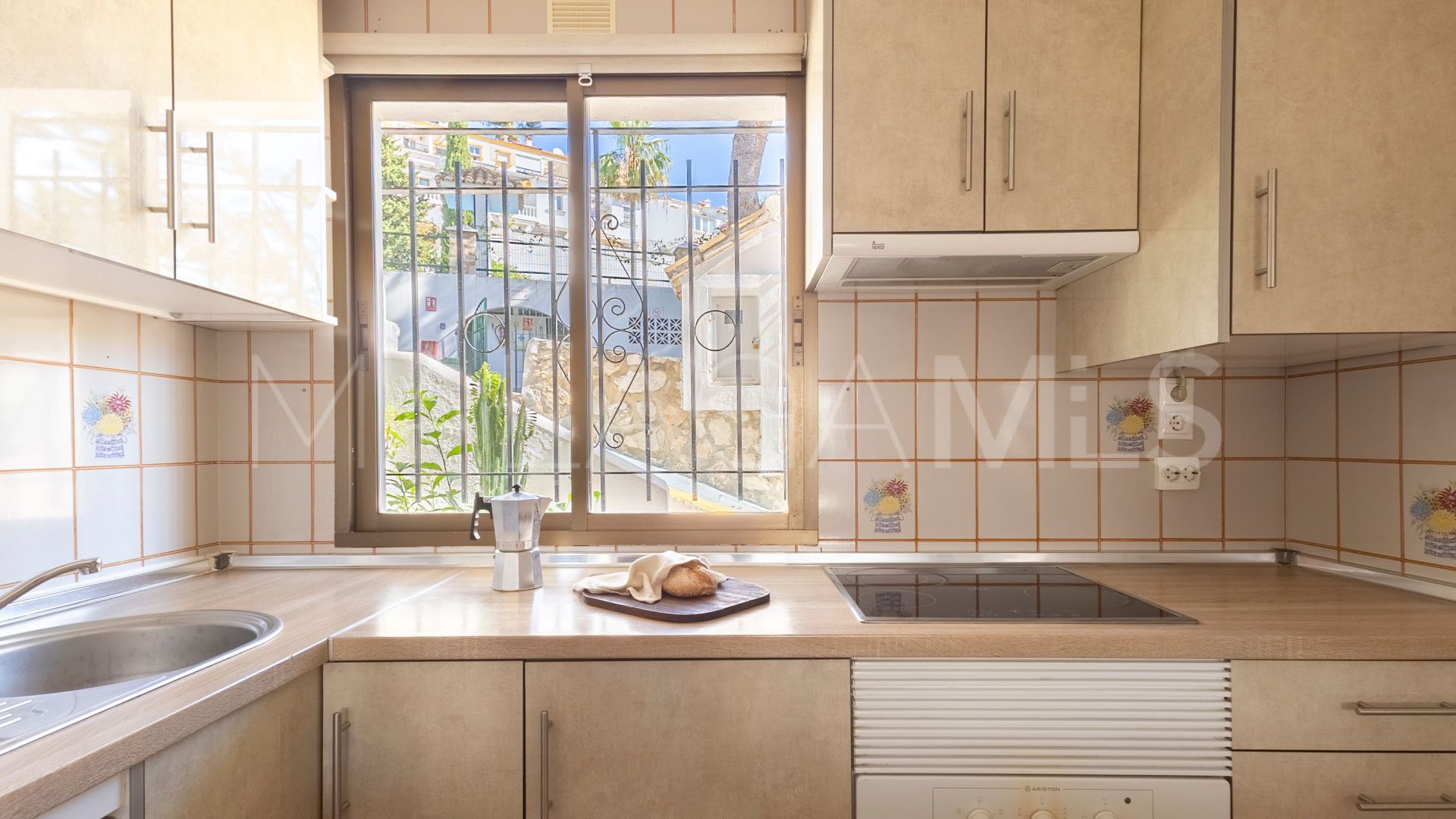 Ground floor duplex for sale in Benalmadena Costa