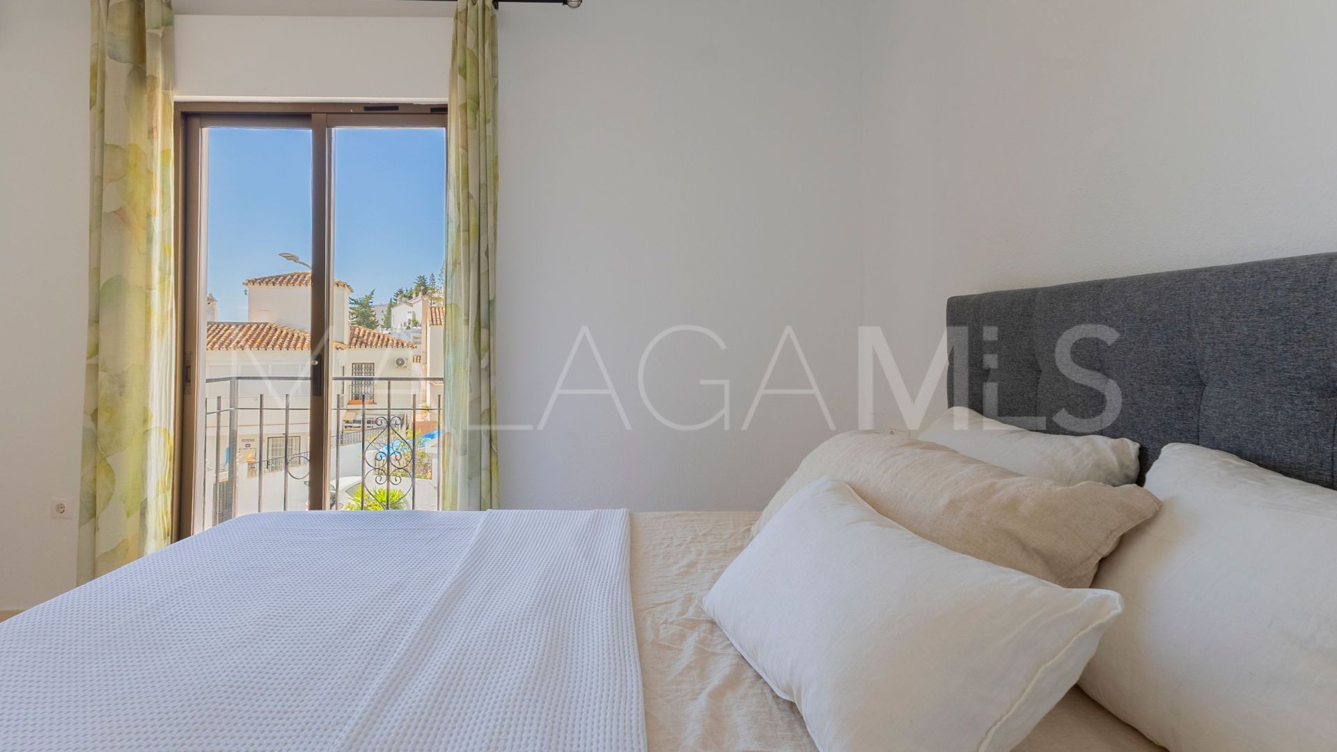 Ground floor duplex for sale in Benalmadena Costa