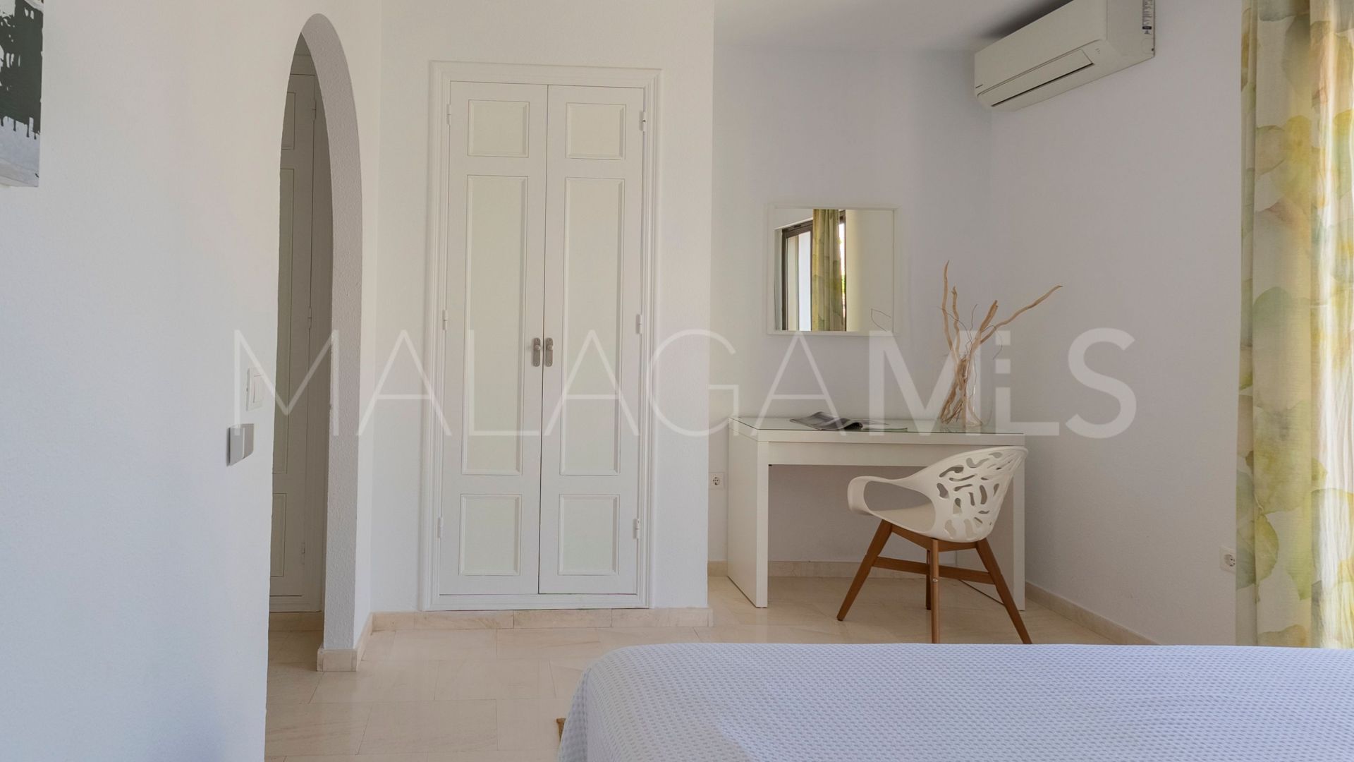 Ground floor duplex for sale in Benalmadena Costa