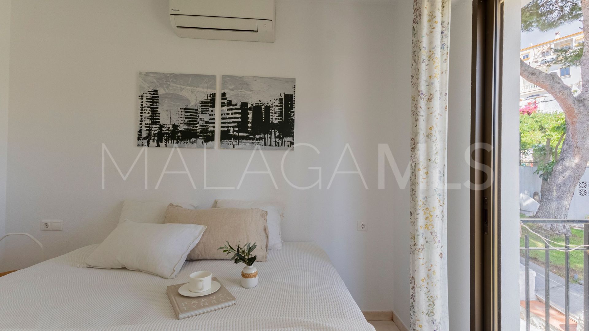 Ground floor duplex for sale in Benalmadena Costa