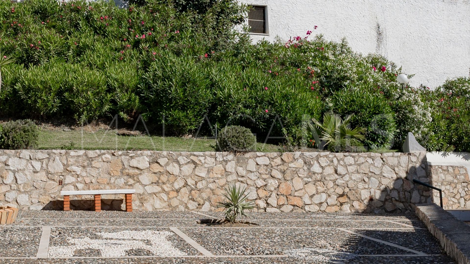 Ground floor duplex for sale in Benalmadena Costa