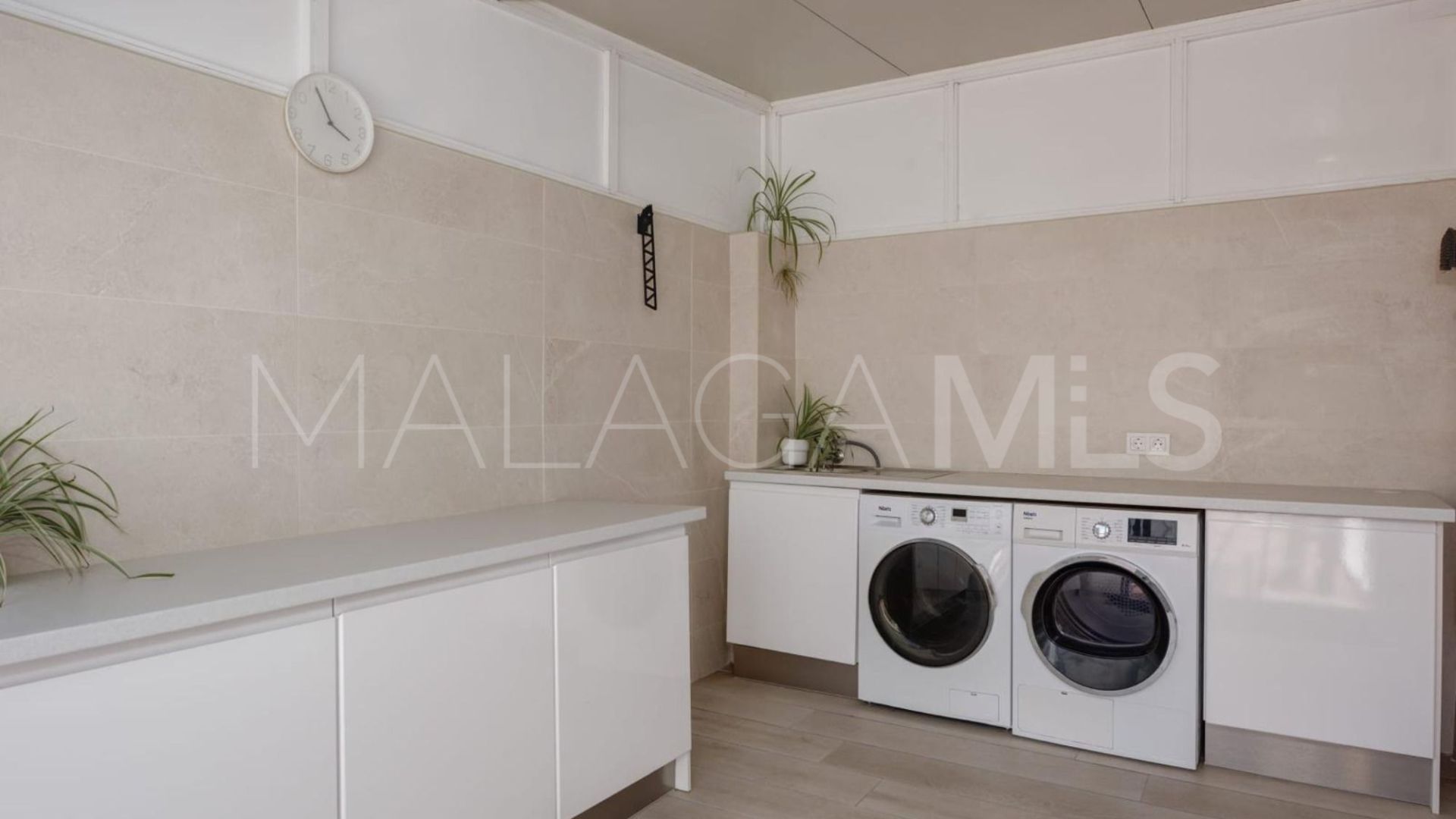 Los Pacos, casa for sale