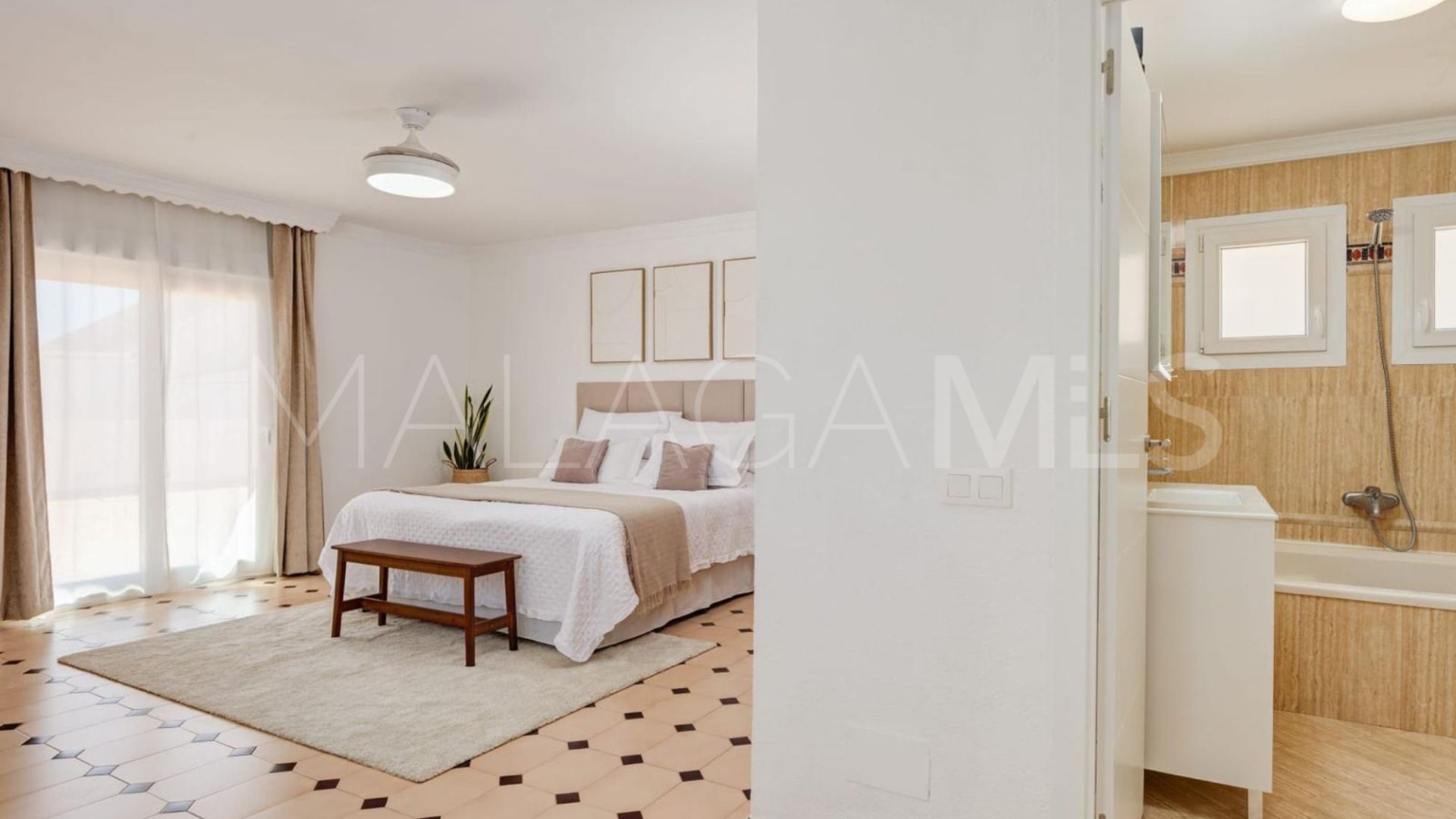 Los Pacos, casa for sale