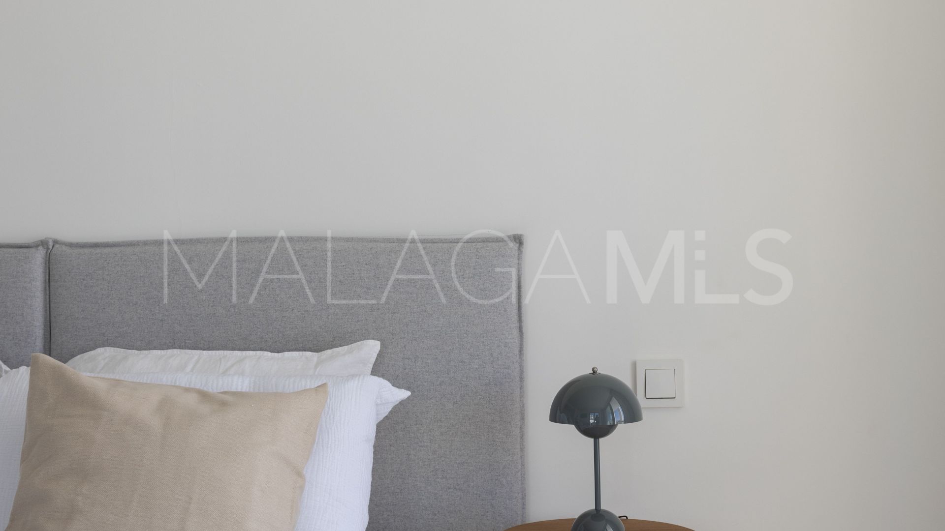 Duplex penthouse for sale in Nueva Andalucia