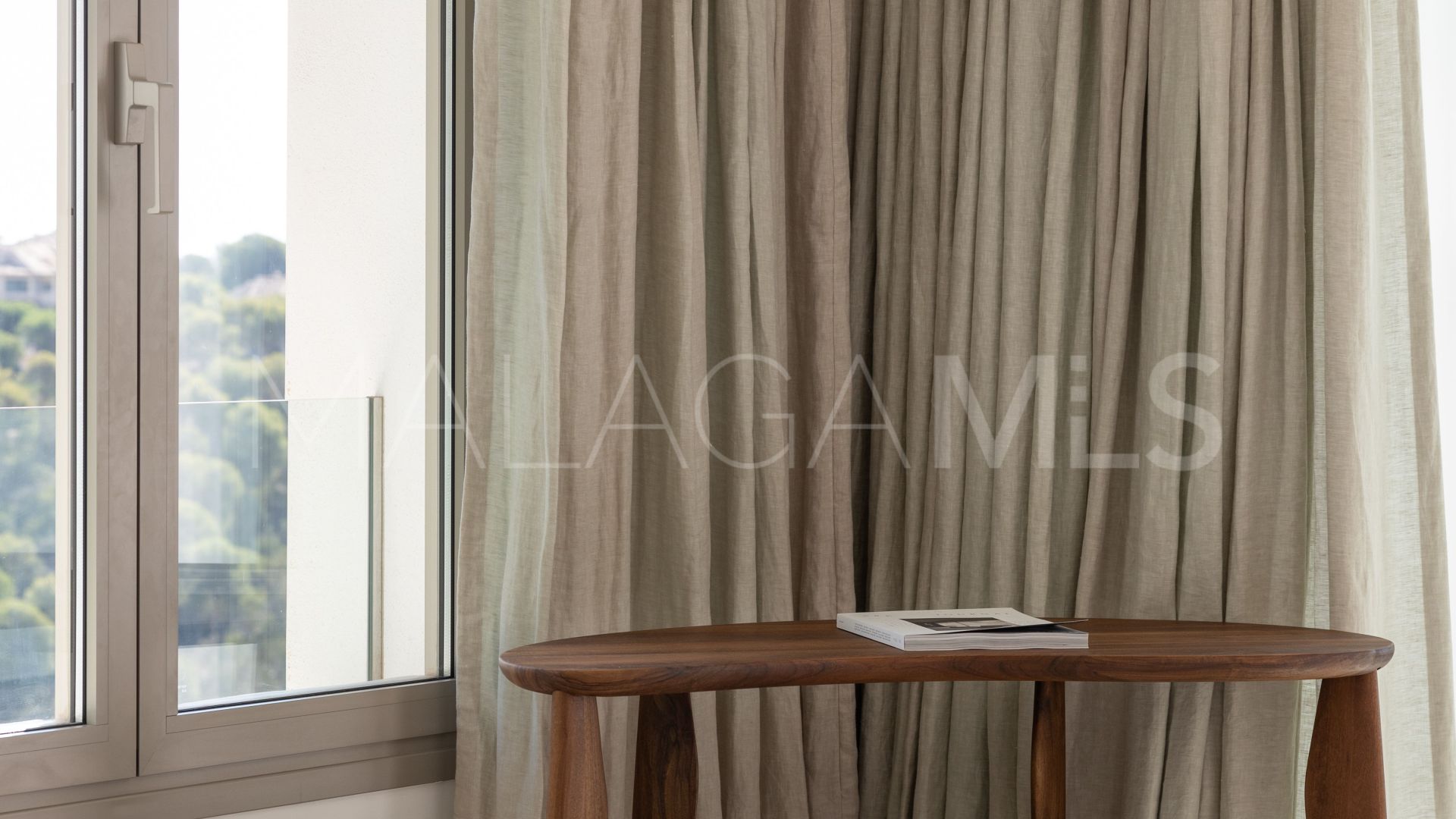 Duplex penthouse for sale in Nueva Andalucia