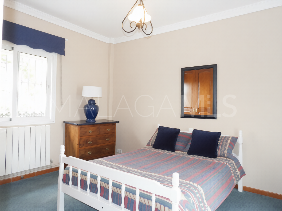 For sale country house in Coin with 4 bedrooms