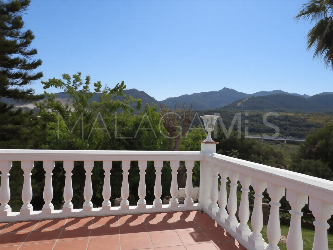 For sale country house in Coin with 4 bedrooms
