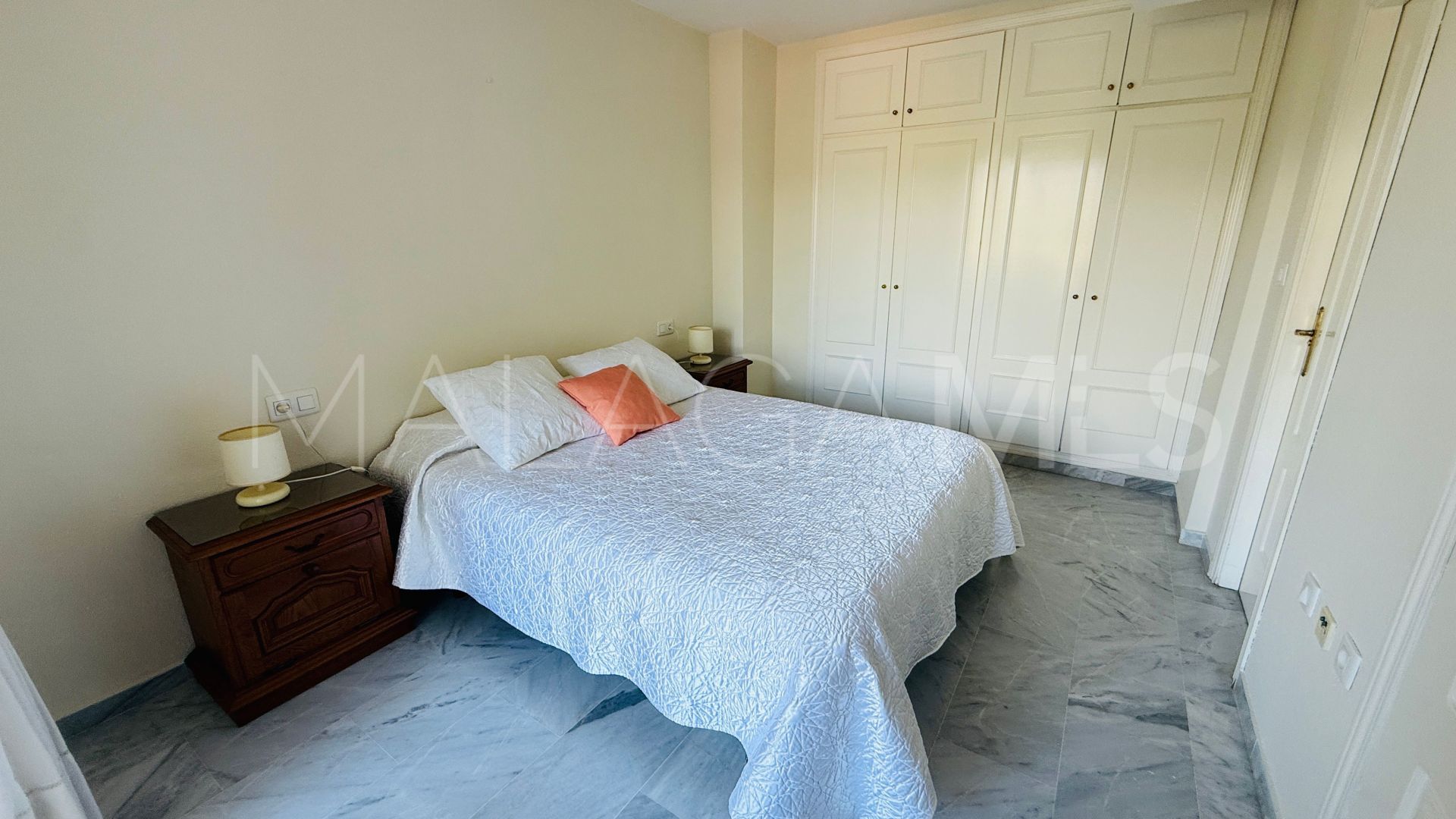 Apartment for sale in Bahia de Marbella