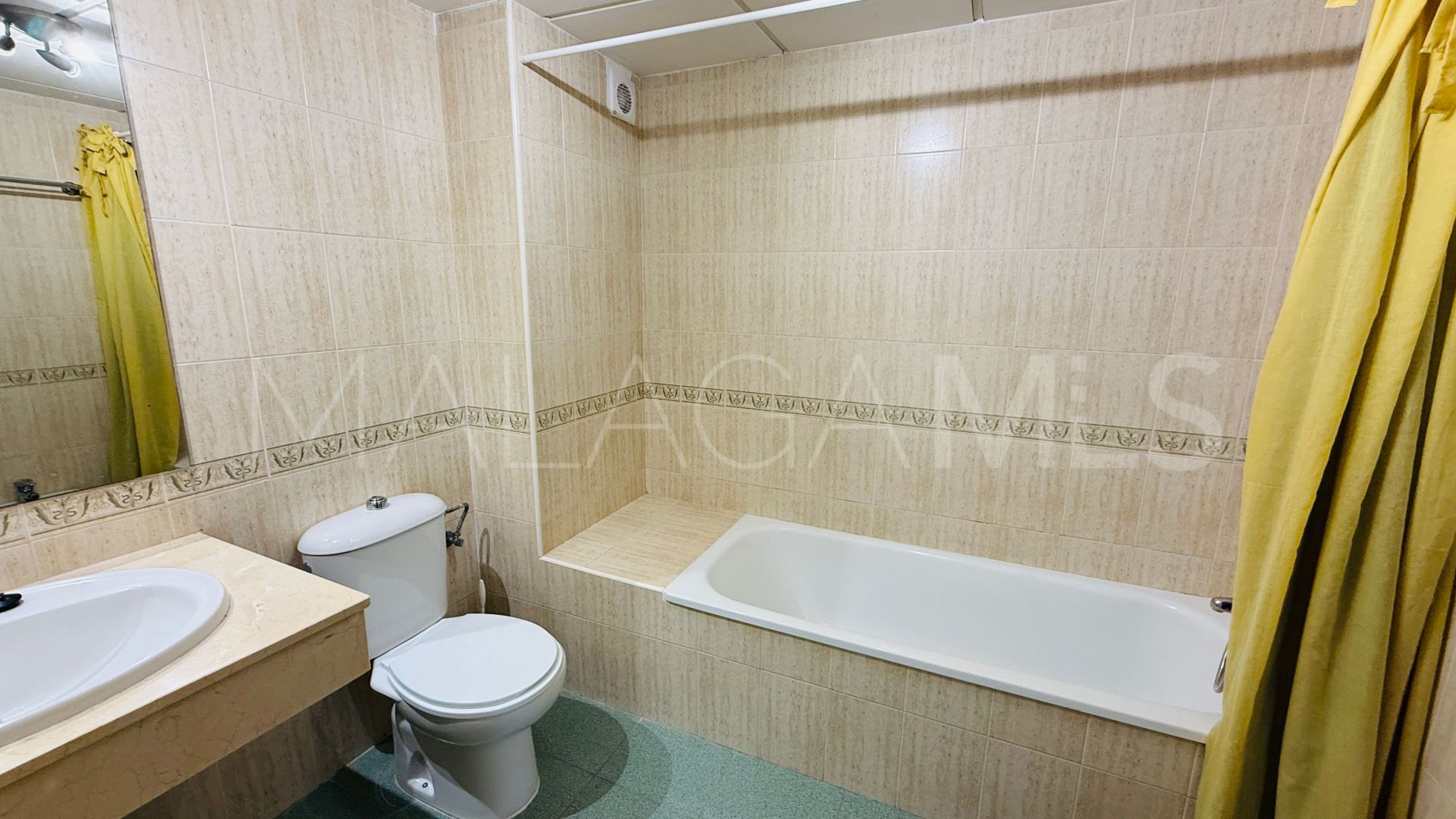 Apartment for sale in Bahia de Marbella