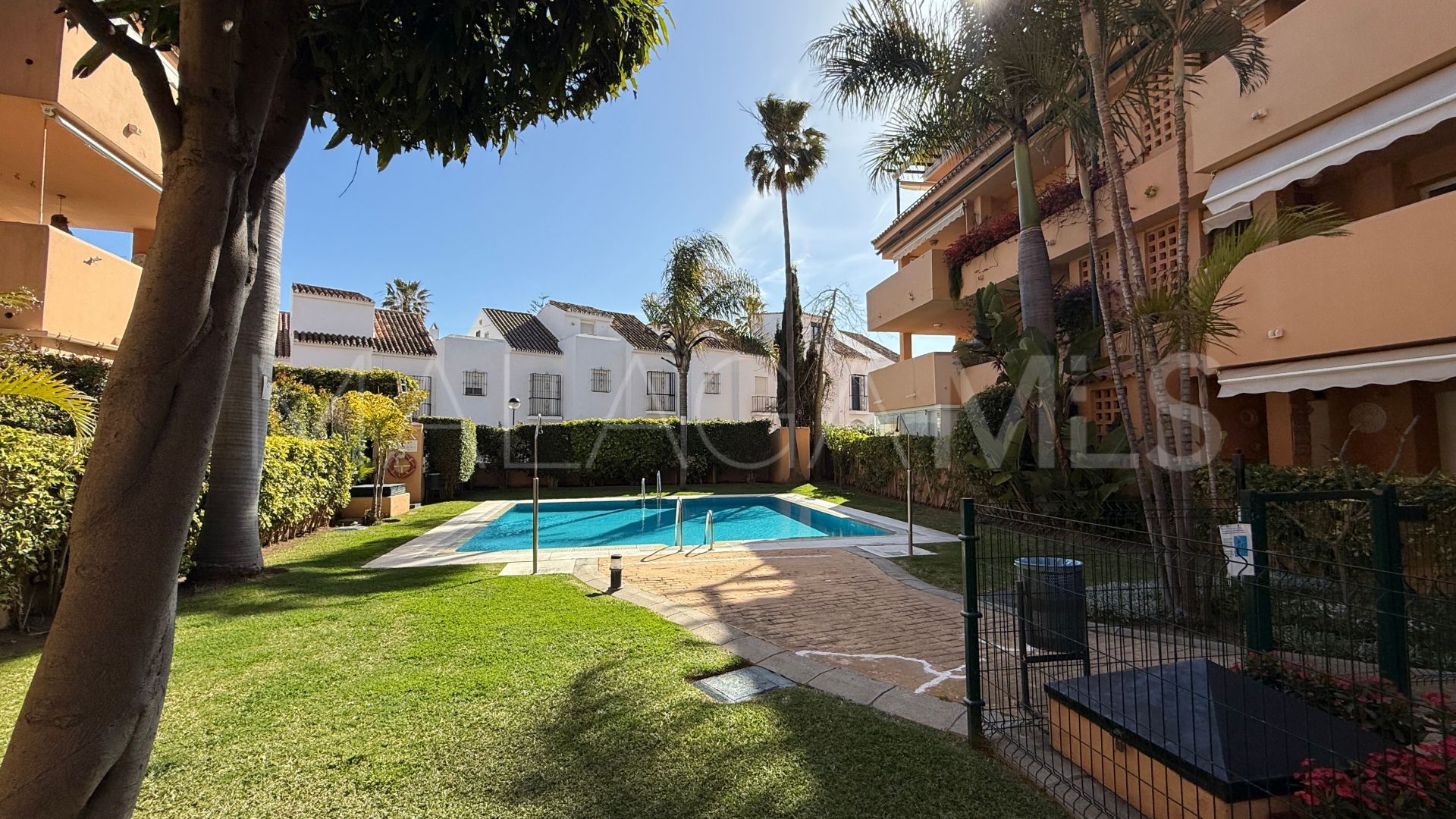 Appartement rez de chaussée for sale in Bahia de Marbella