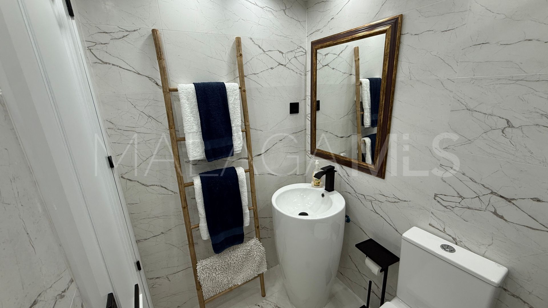 Appartement rez de chaussée for sale in Bahia de Marbella