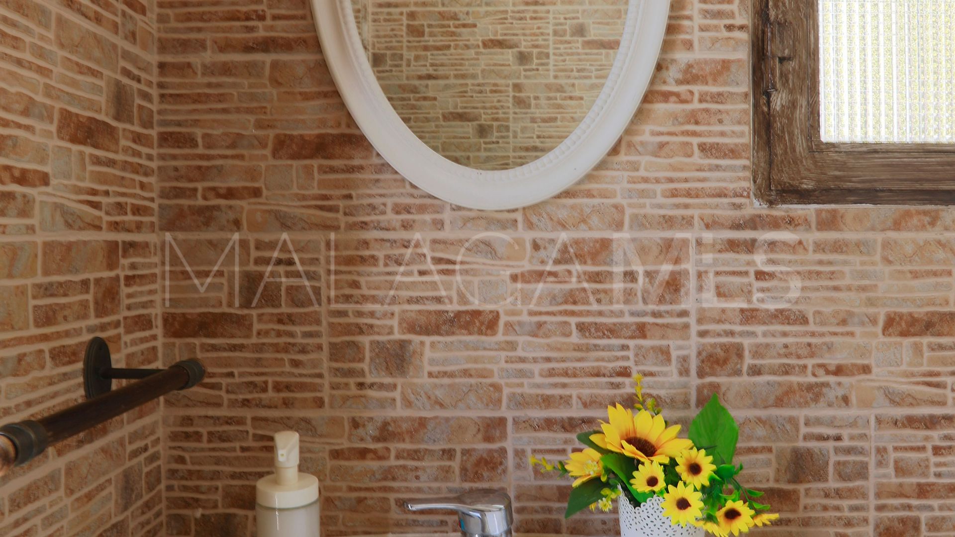 Se vende casa in Los Manantiales with 3 bedrooms