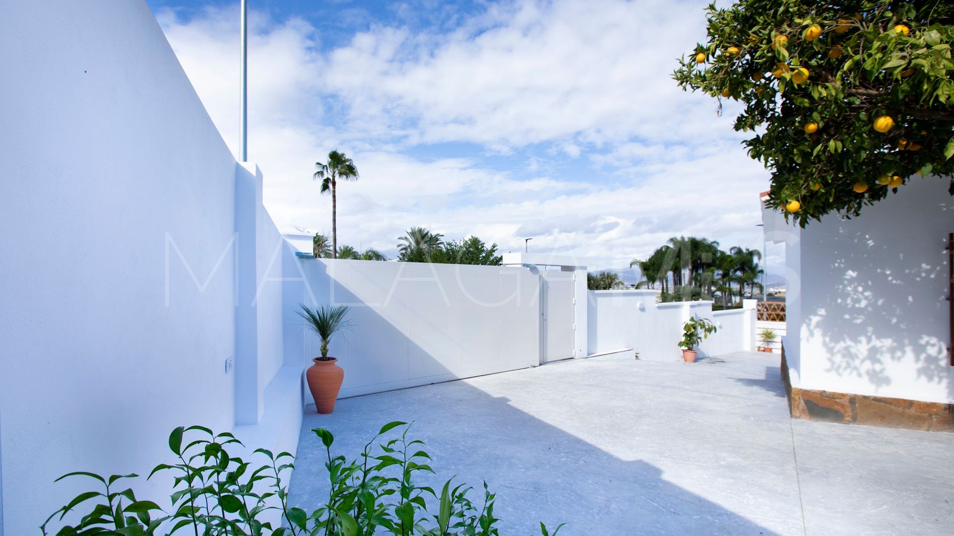 Se vende casa in Los Manantiales with 3 bedrooms