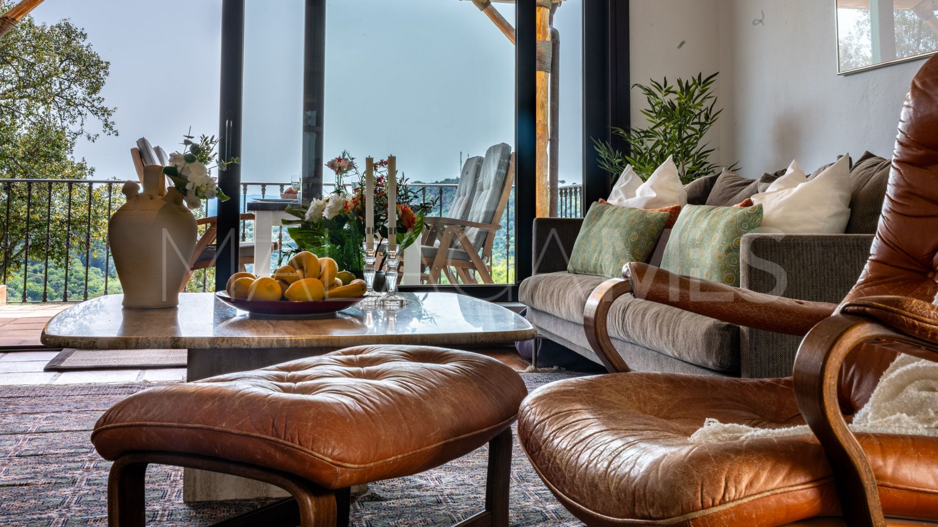 For sale Casares 4 bedrooms villa