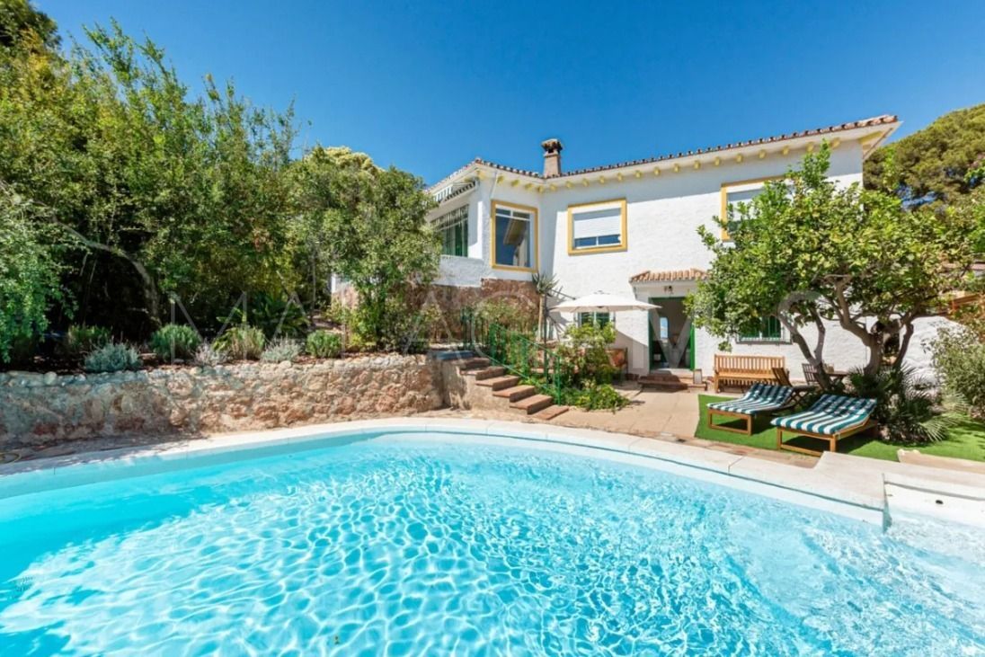 Hus i byn for sale in Torremolinos Centro