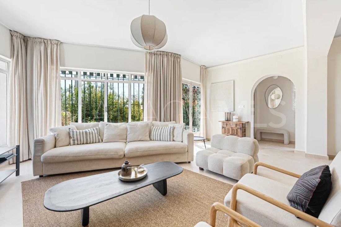 Hus i byn for sale in Torremolinos Centro