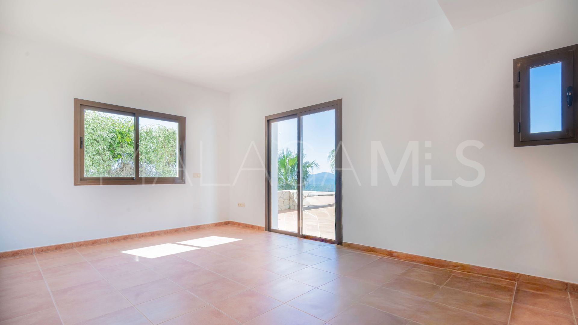 Villa for sale in Valtocado