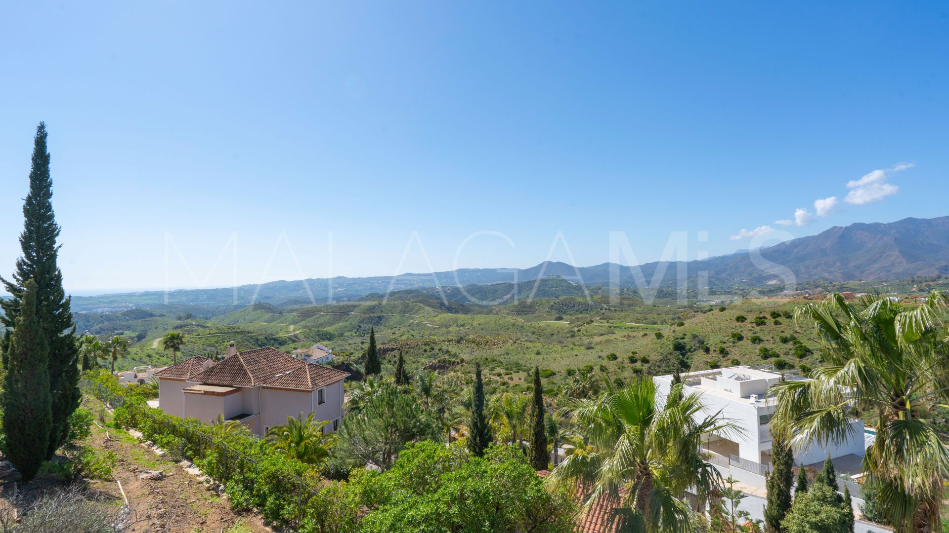 Villa for sale in Valtocado