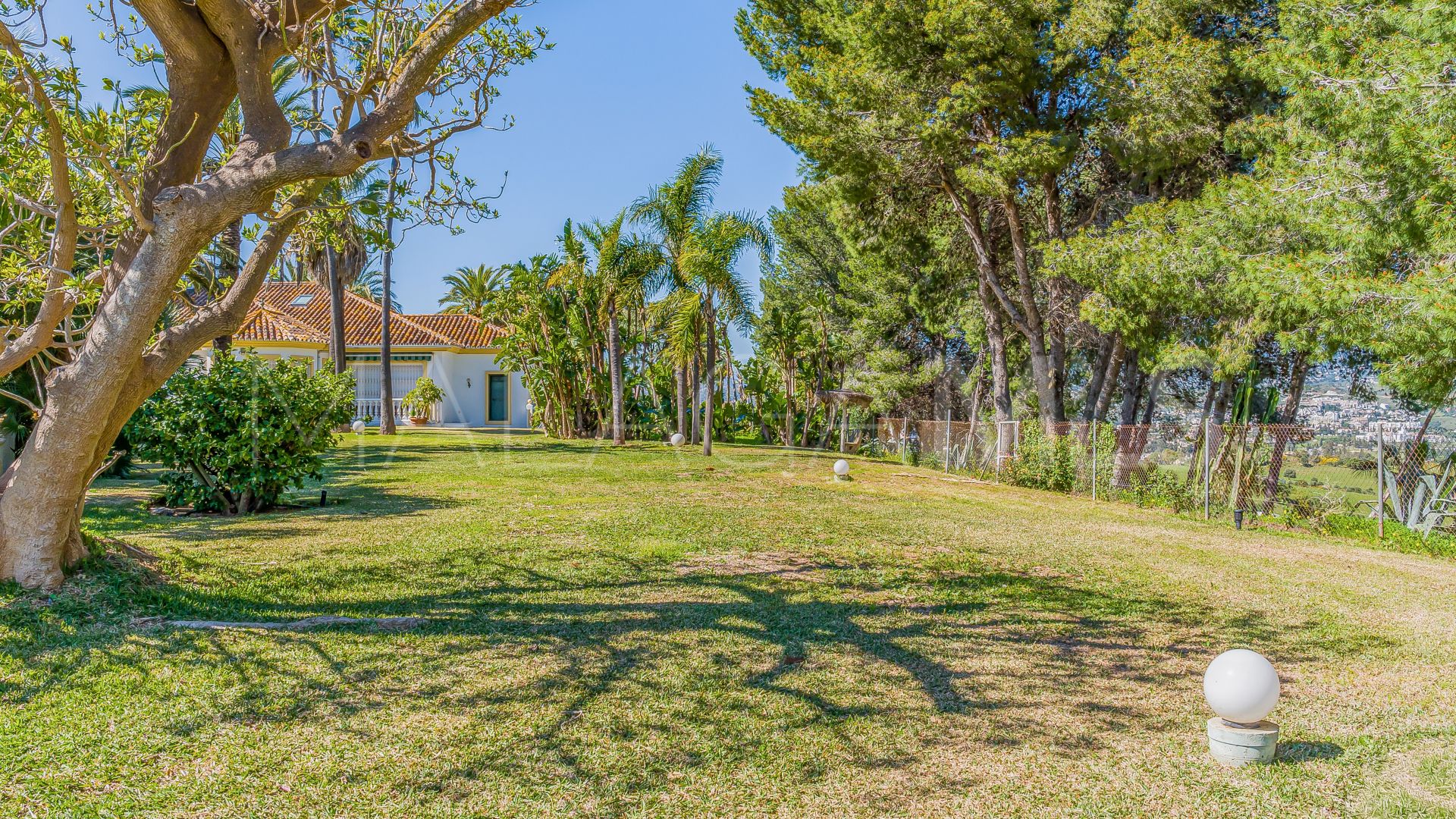 Casa for sale de 8 bedrooms in Cerrado del Aguila