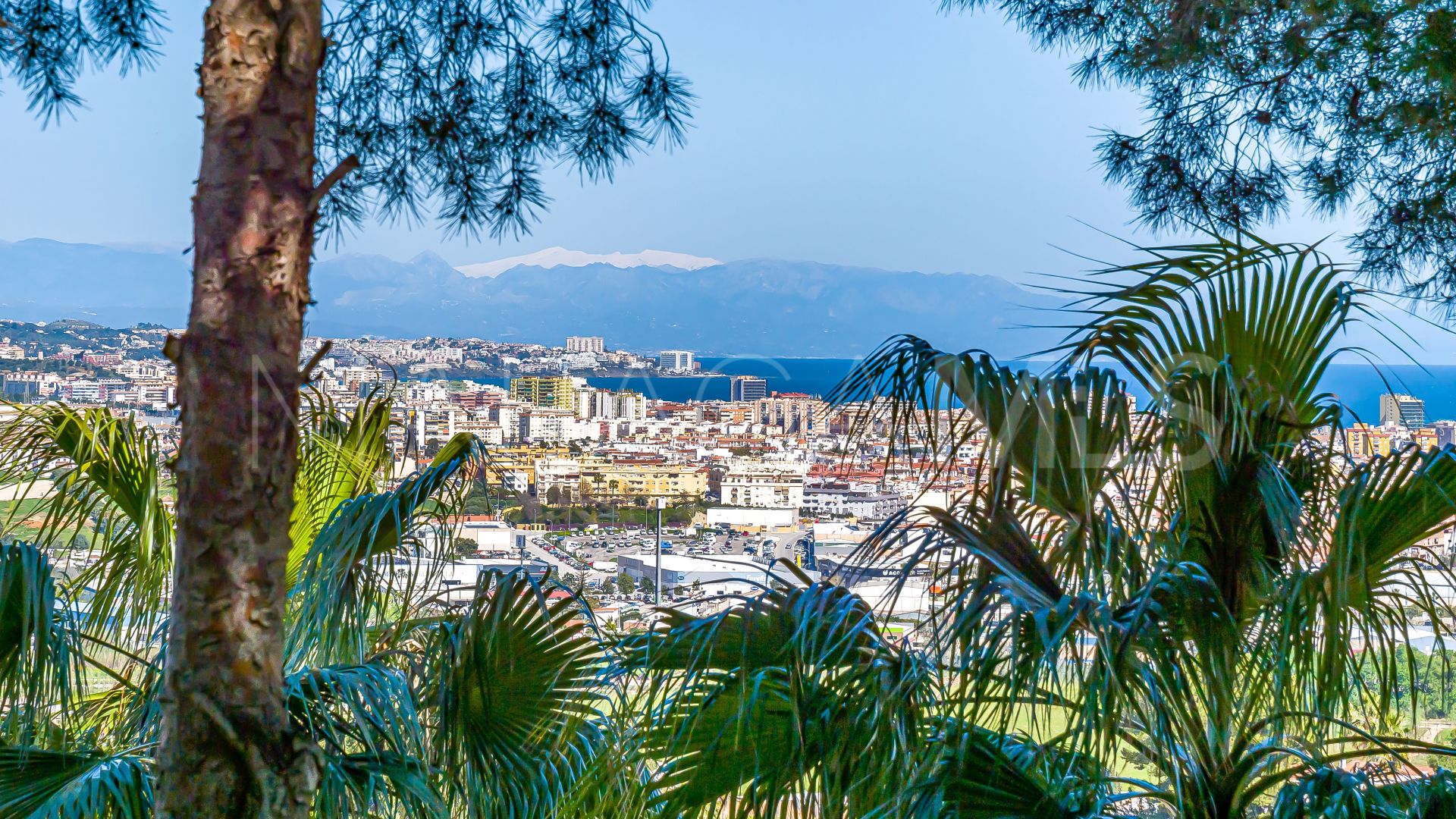 Casa for sale de 8 bedrooms in Cerrado del Aguila