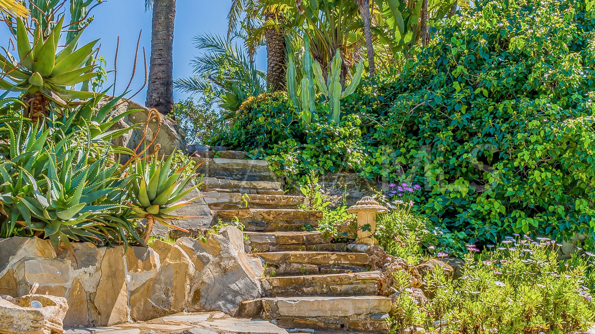 Casa for sale de 8 bedrooms in Cerrado del Aguila