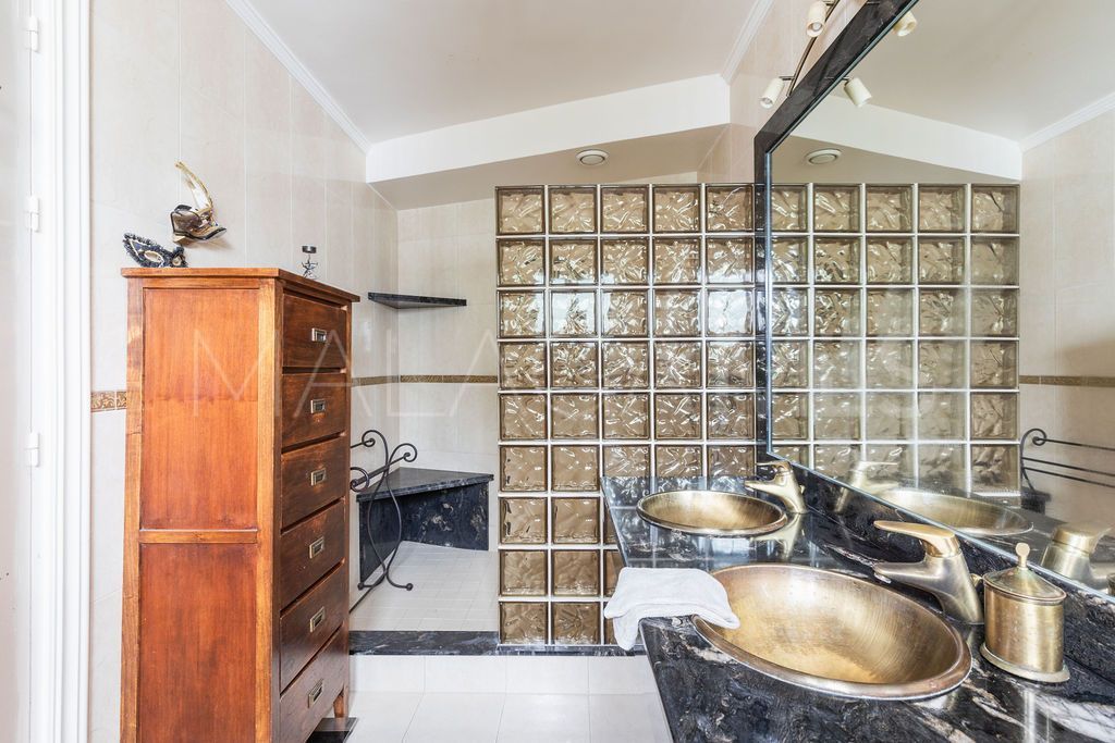 Villa for sale with 4 bedrooms in Torreblanca