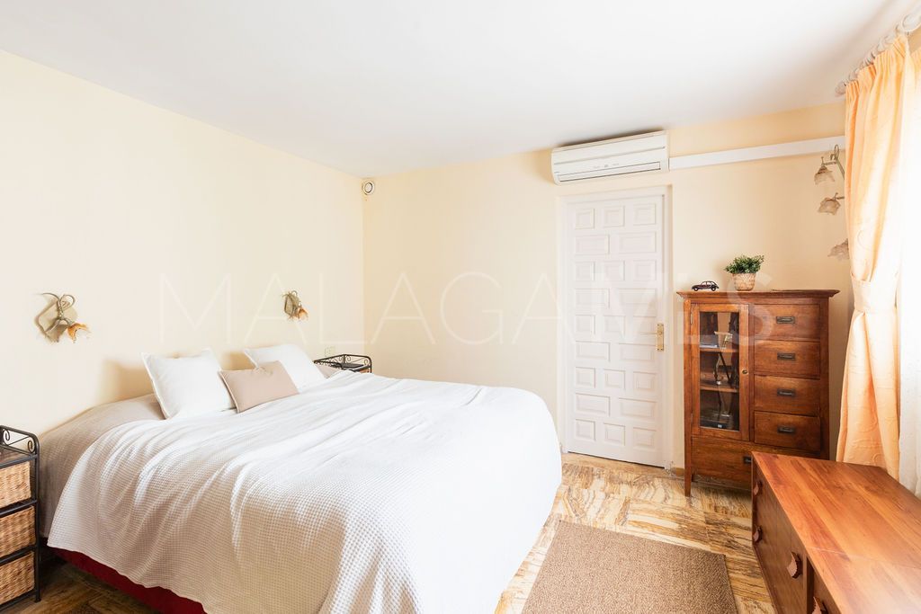 Villa for sale with 4 bedrooms in Torreblanca