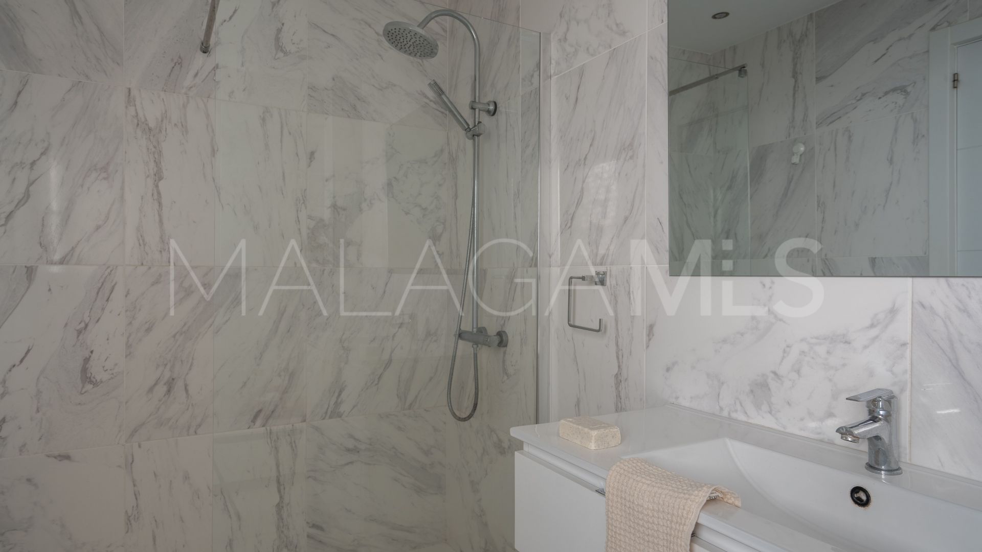 Lägenhet for sale in Sitio de Calahonda