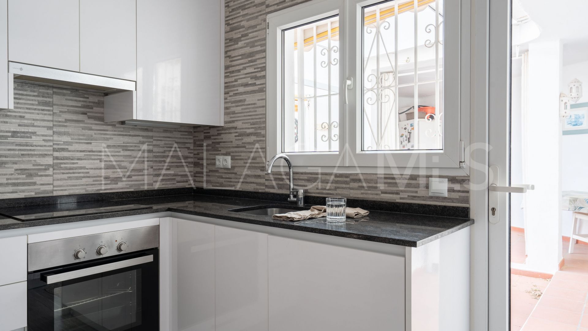 Lägenhet for sale in Sitio de Calahonda