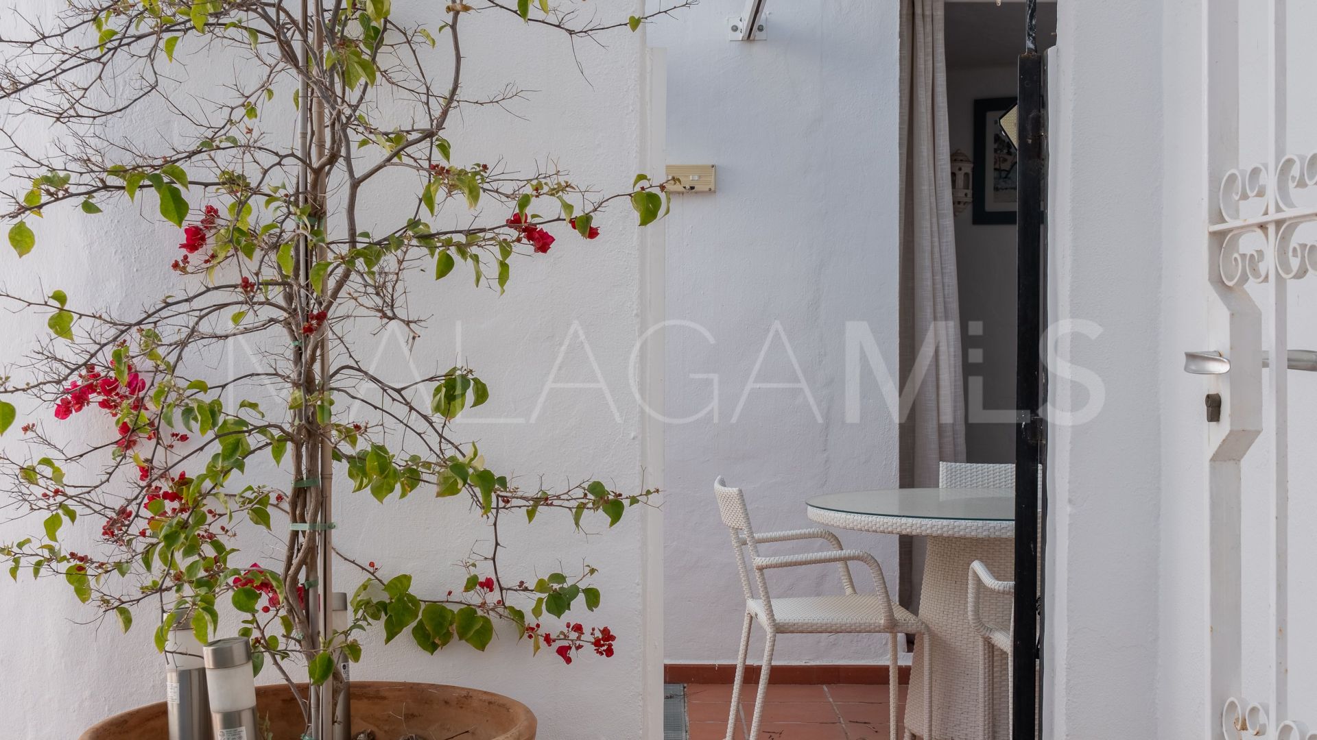 Lägenhet for sale in Sitio de Calahonda