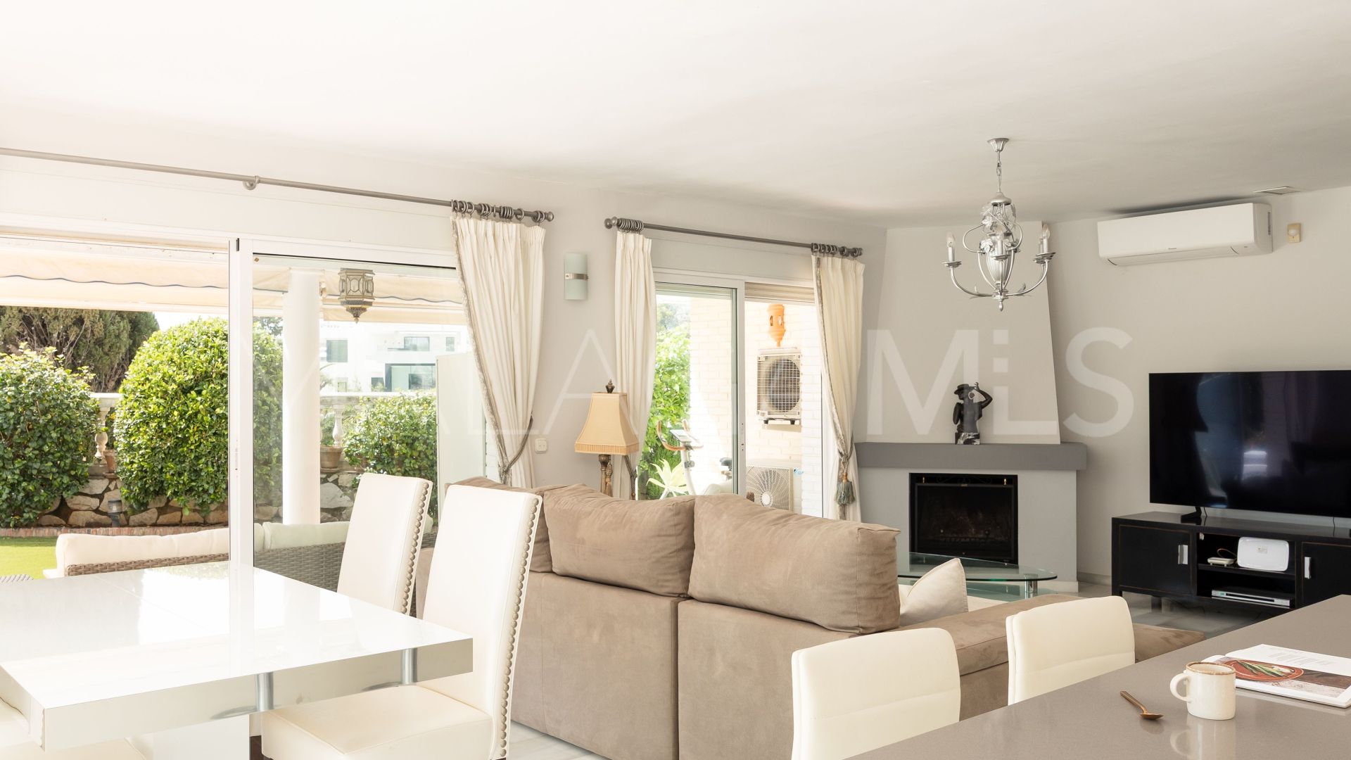 Villa for sale in La Capellania