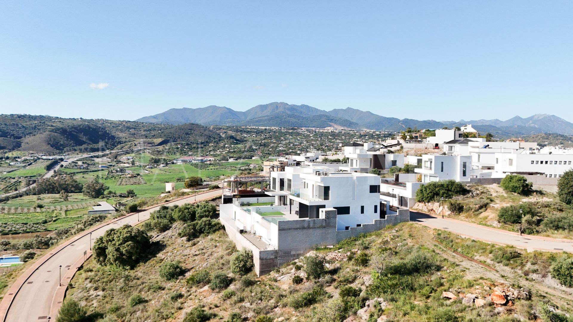 Plot in Coin for sale