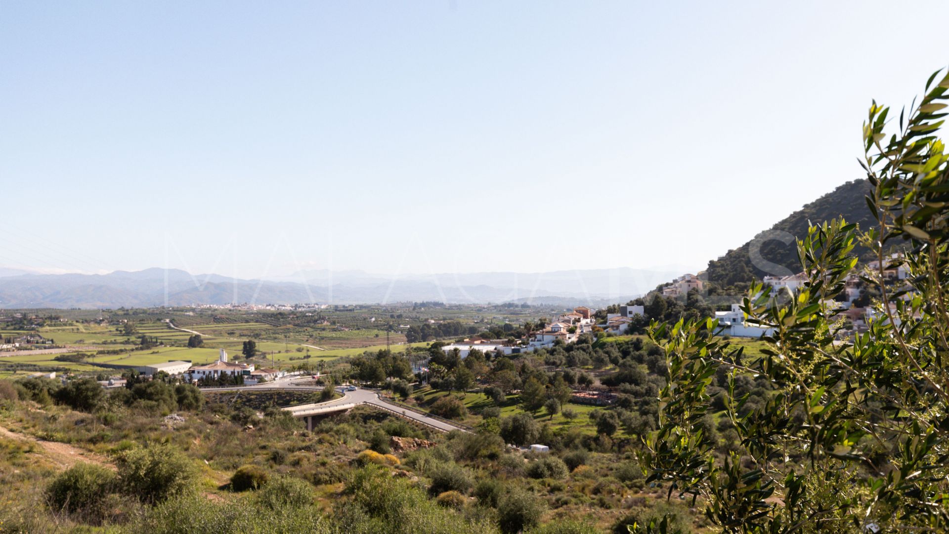 Plot in Coin for sale