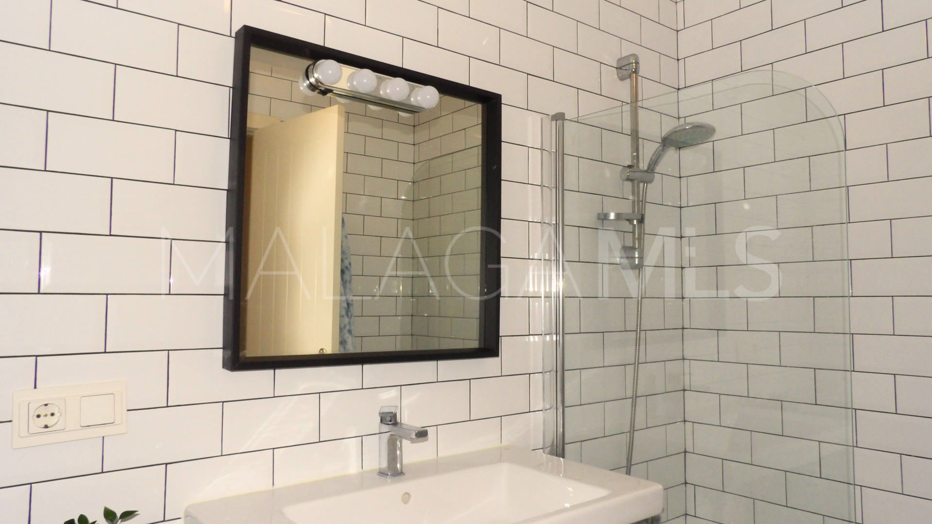 Markplanslägenhet for sale in Sitio de Calahonda