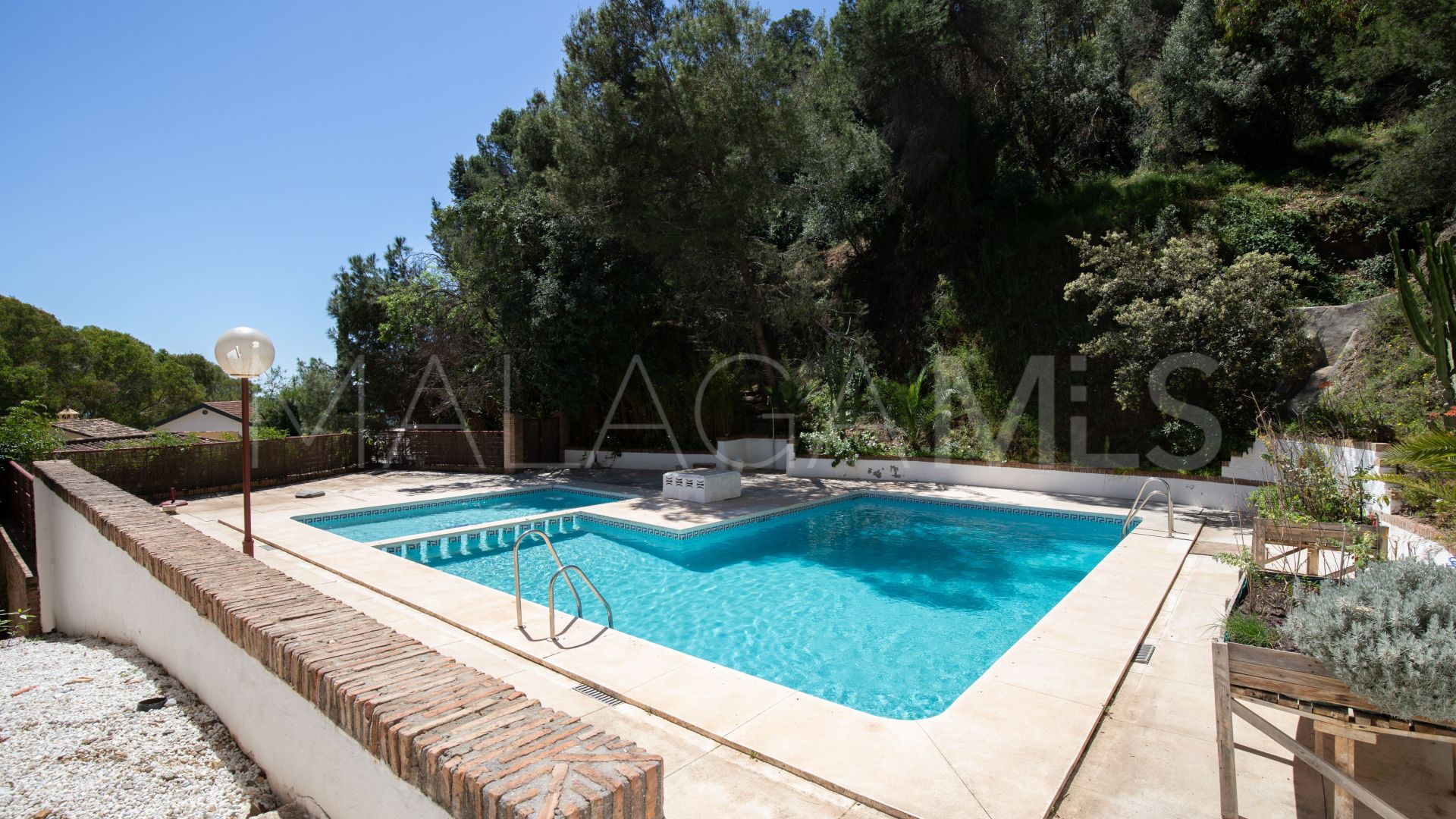 Tvåvåningslägenhet for sale in Malaga - Este