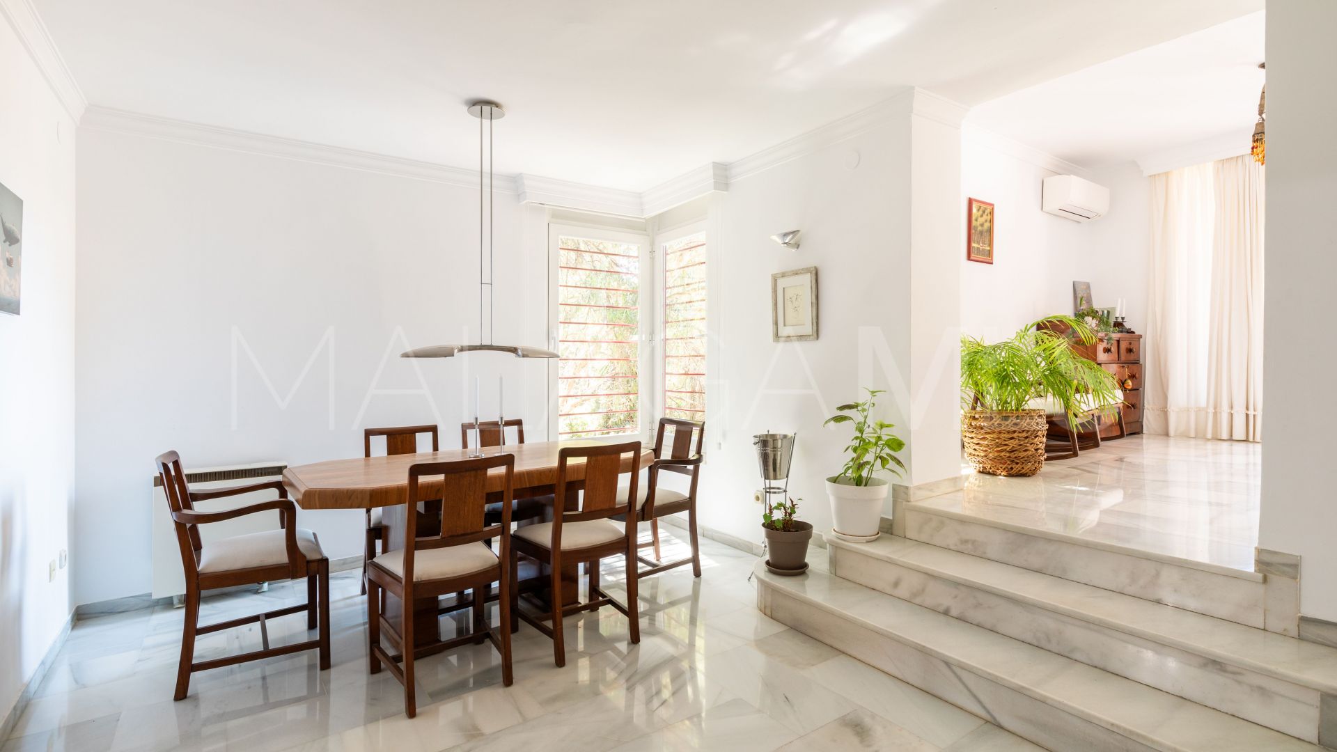 Tvåvåningslägenhet for sale in Malaga - Este