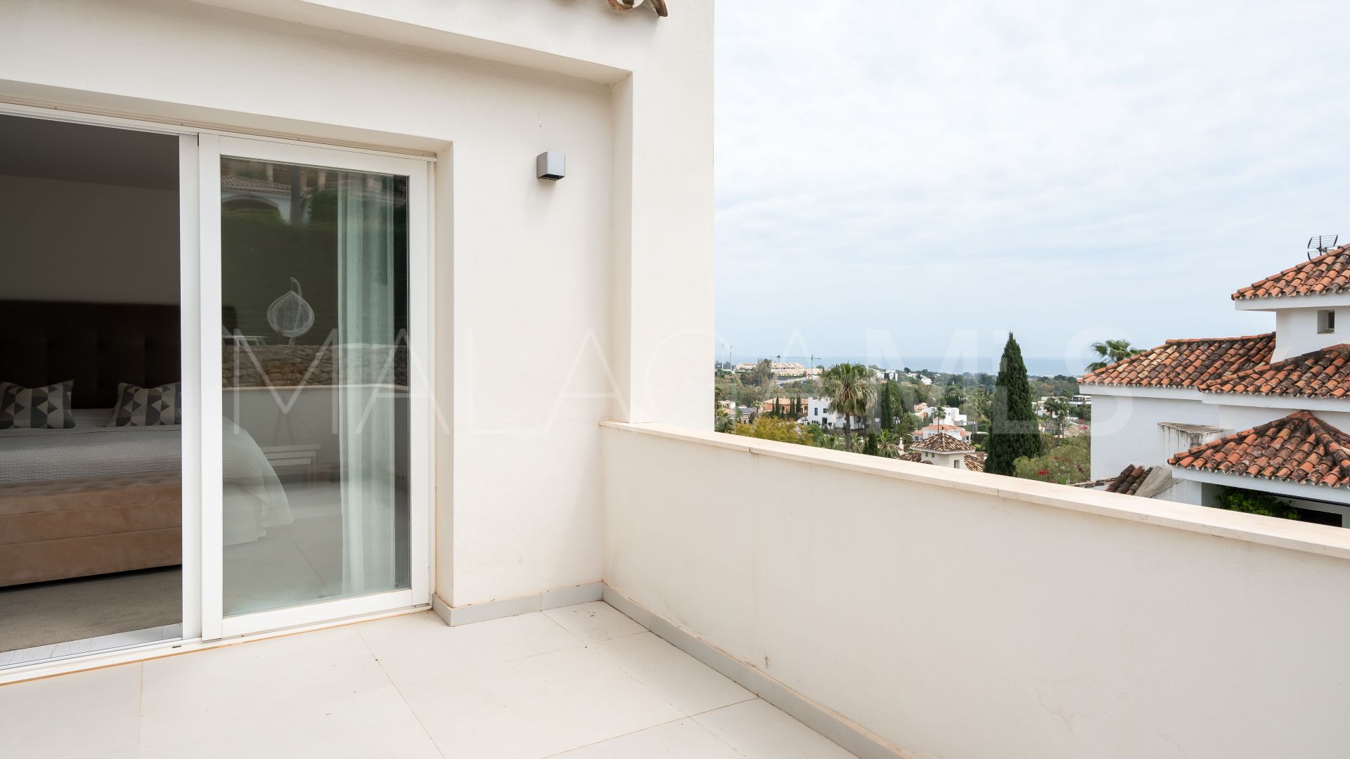 Maison for sale in Los Naranjos Hill Club