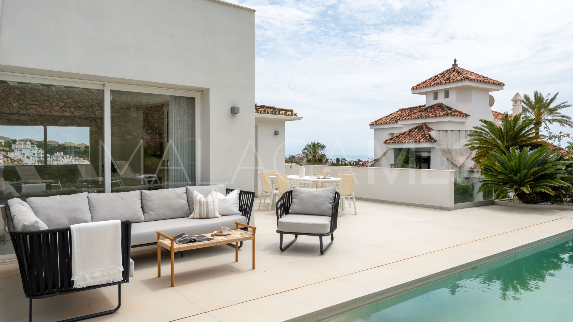 Maison for sale in Los Naranjos Hill Club