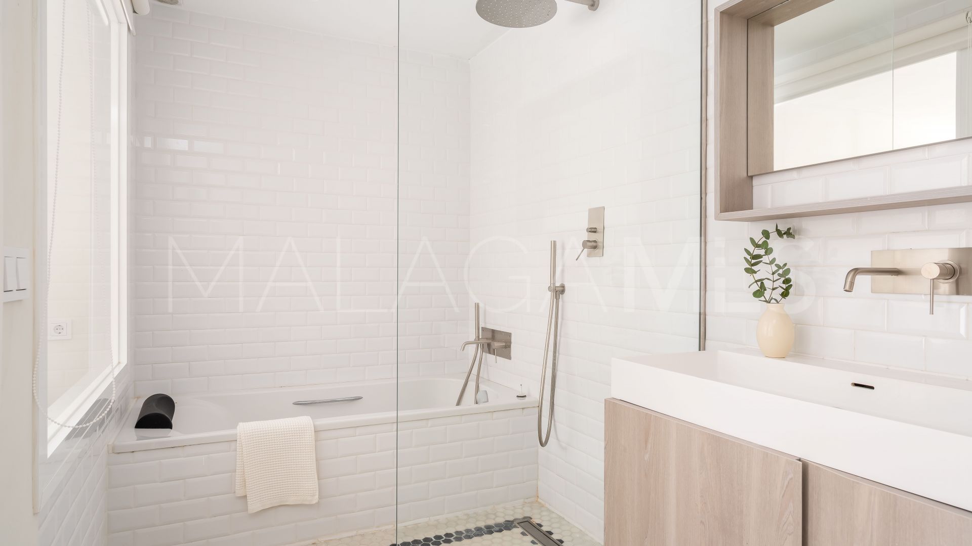 Maison for sale in Los Naranjos Hill Club