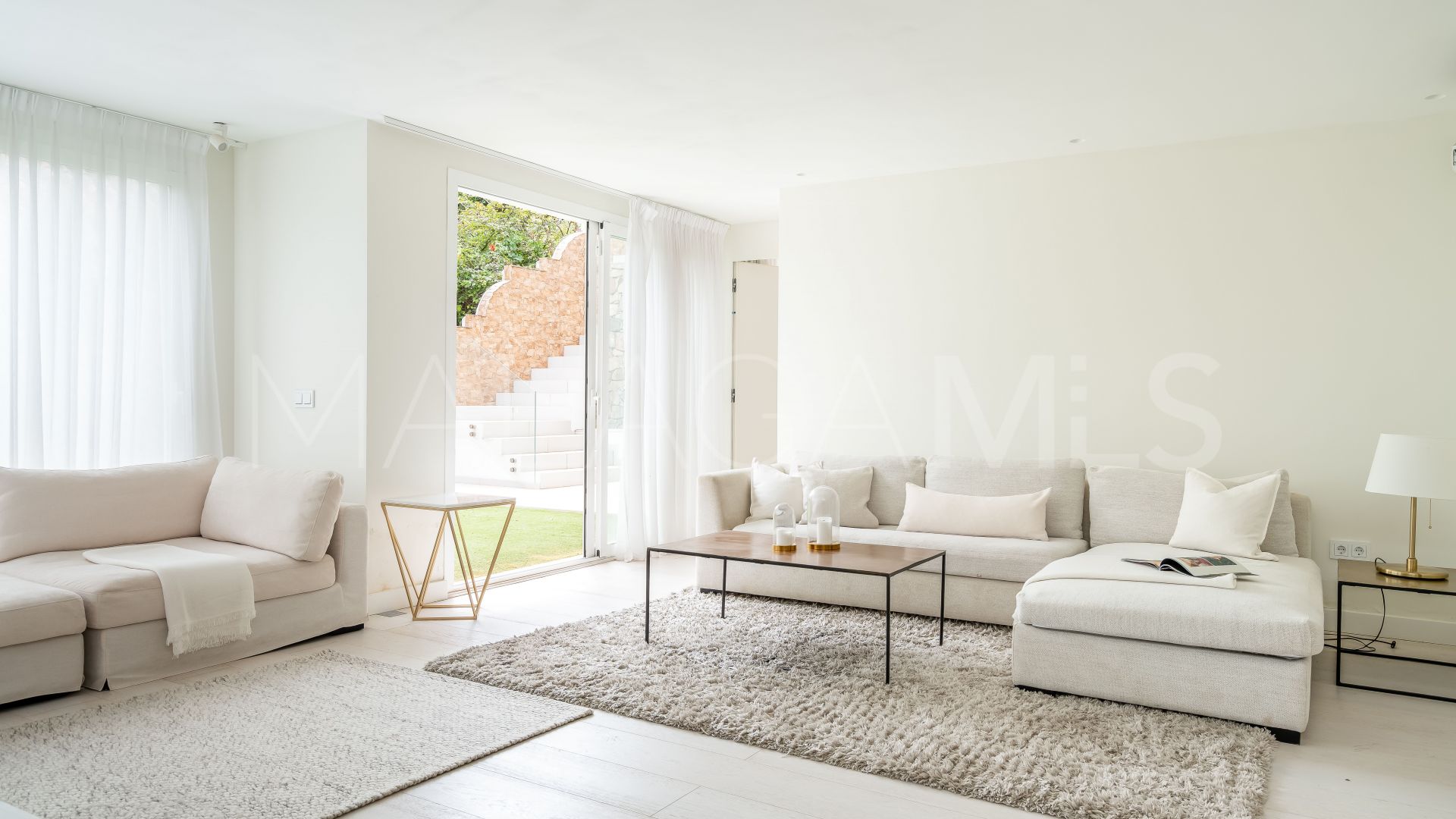 Maison for sale in Los Naranjos Hill Club