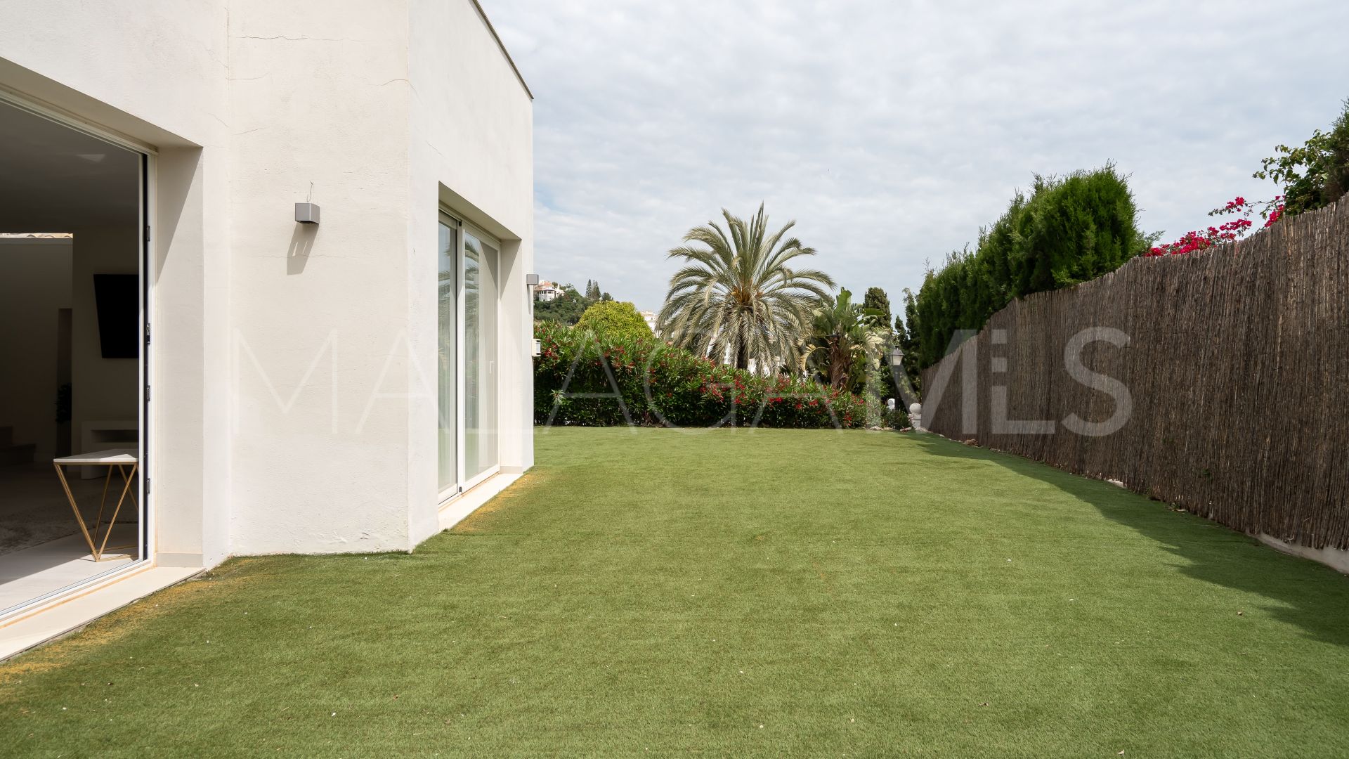 Maison for sale in Los Naranjos Hill Club